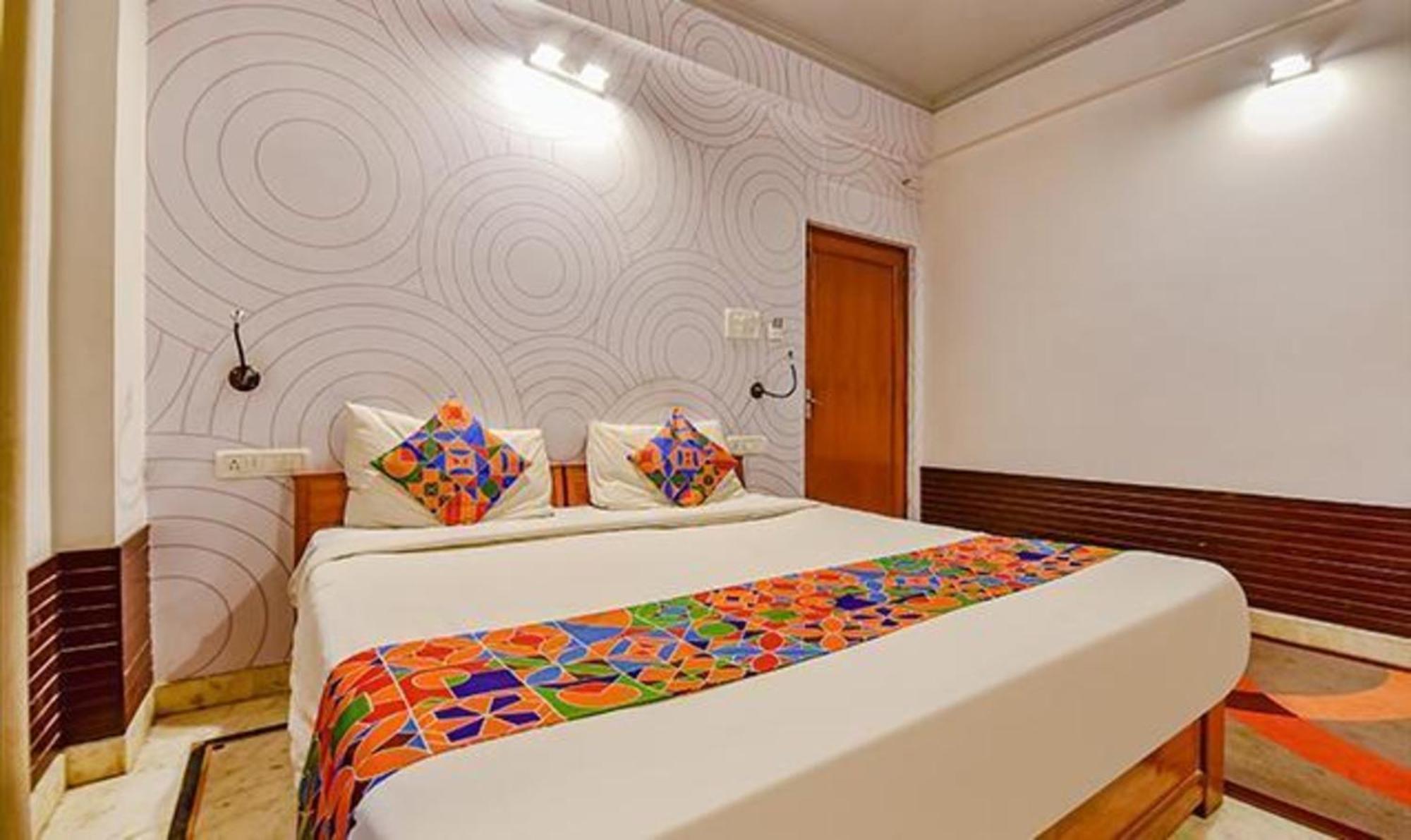 FabHotel Urban Stay Jaipur Bagian luar foto