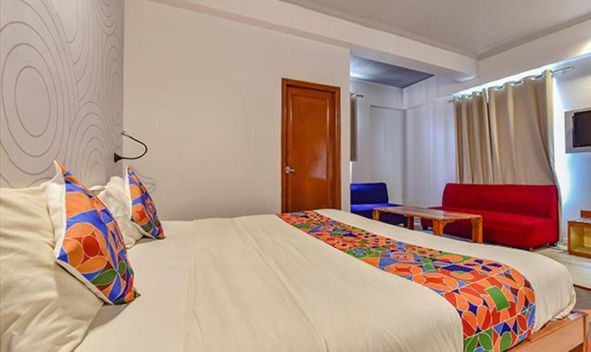 FabHotel Urban Stay Jaipur Bagian luar foto